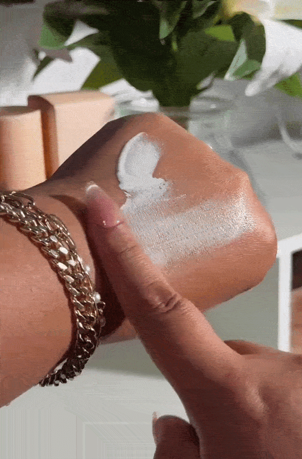 Fond de Ten Magic cu SPF50
